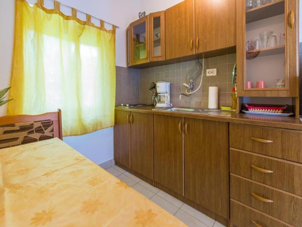 Apartments Adrasteja Dramalj Exterior foto