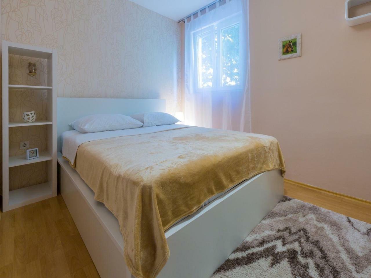 Apartments Adrasteja Dramalj Exterior foto