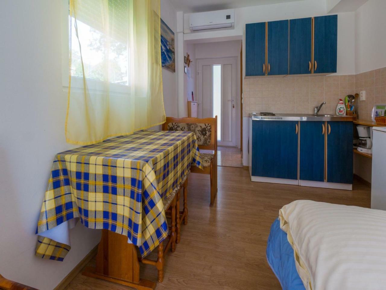 Apartments Adrasteja Dramalj Exterior foto