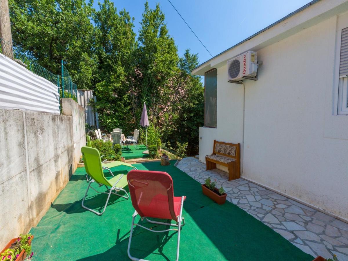 Apartments Adrasteja Dramalj Exterior foto